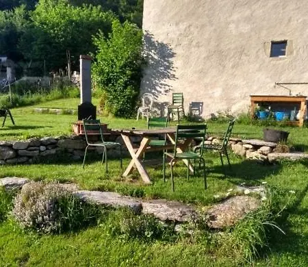 La Petite Grange Chata Le Soulié